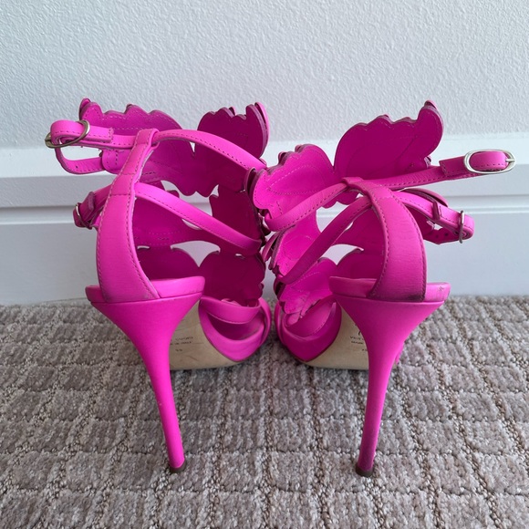 Giuseppe Zanotti Cruel Wing Sandal💕 - Picture 2 of 5